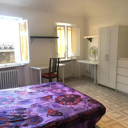Lägenhet Monolocali In Centro Storico *